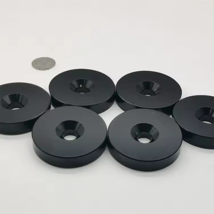 Black epoxy coated disc neodymium magnets countersunk magnet with M3 M4 M5 M6 M8 screw hole